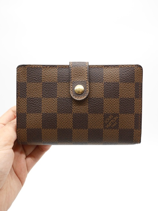 Louis Vuitton Handbags - 🍓LV Kisslock DE Medium Wallet CA0076